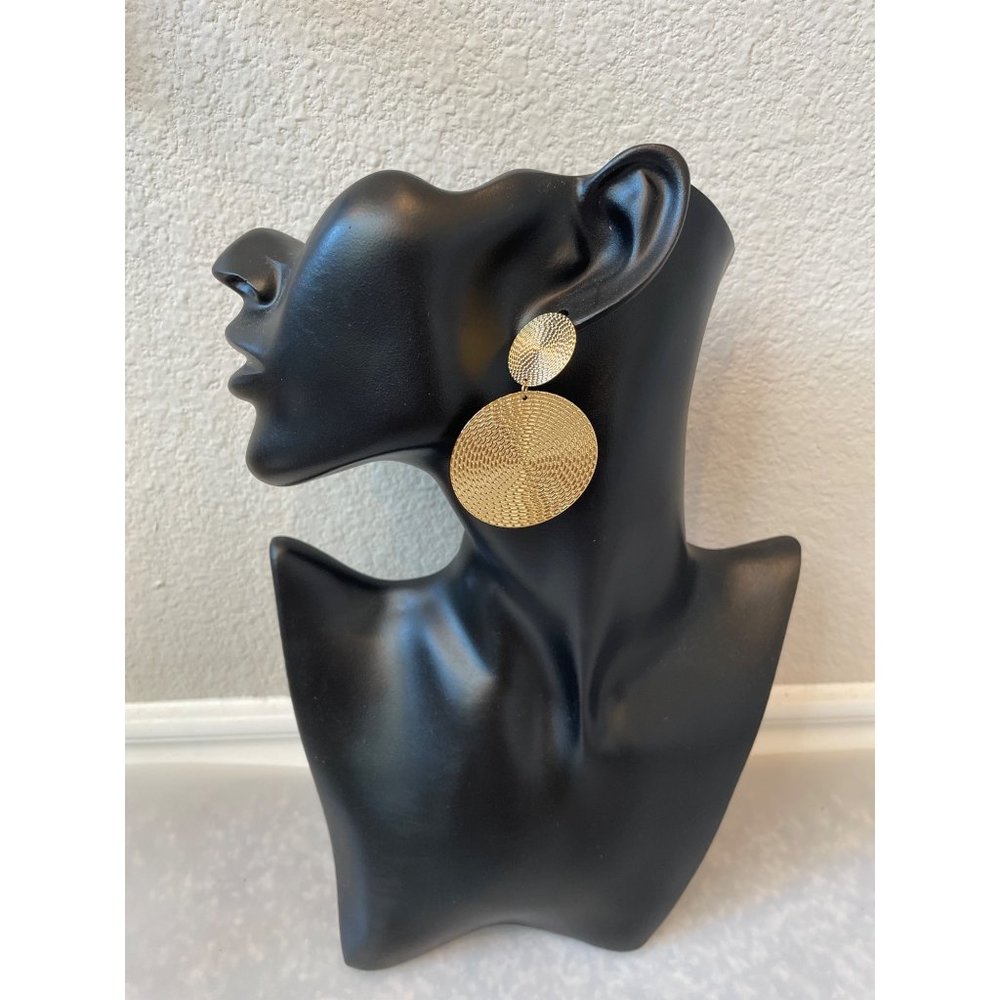 NEW Ettika 18k Gold Plated Basketweave Circle Earrings